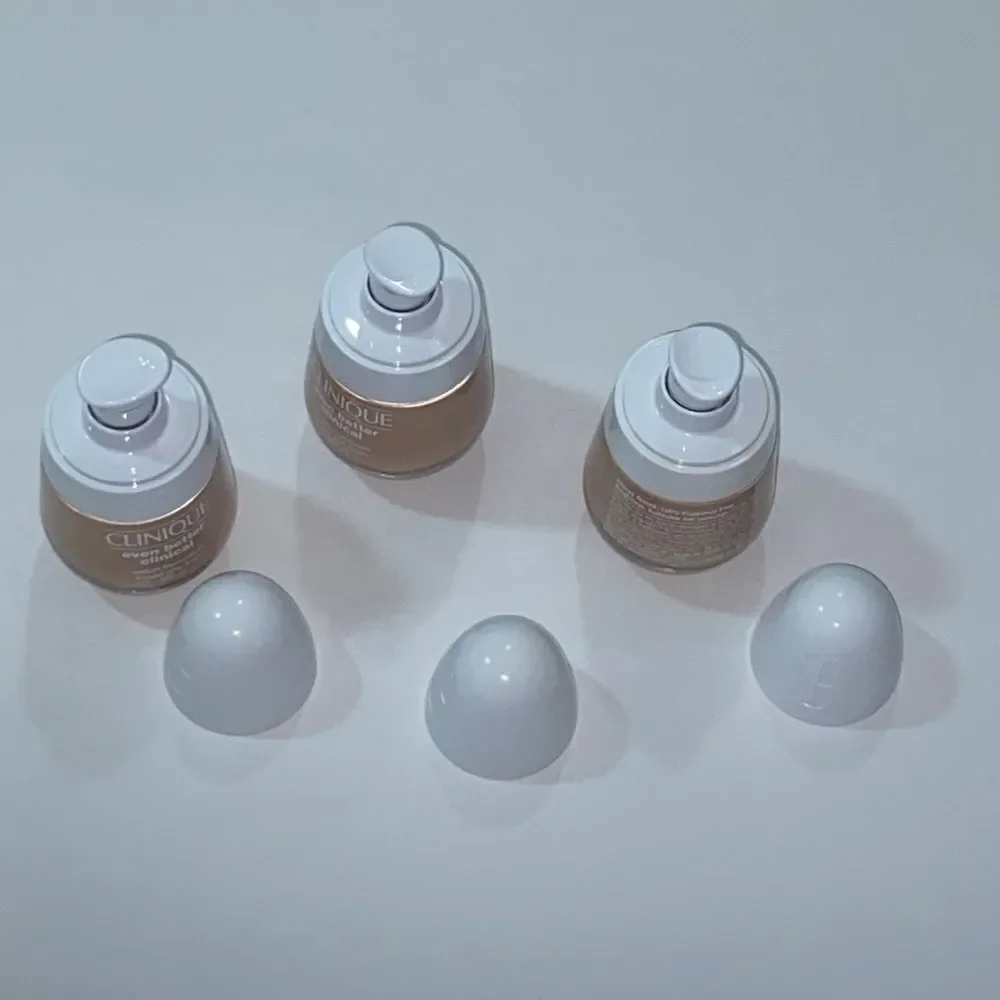 Clinique Even Better Clinical Serum Foundation Broad Spectrum SPF 25